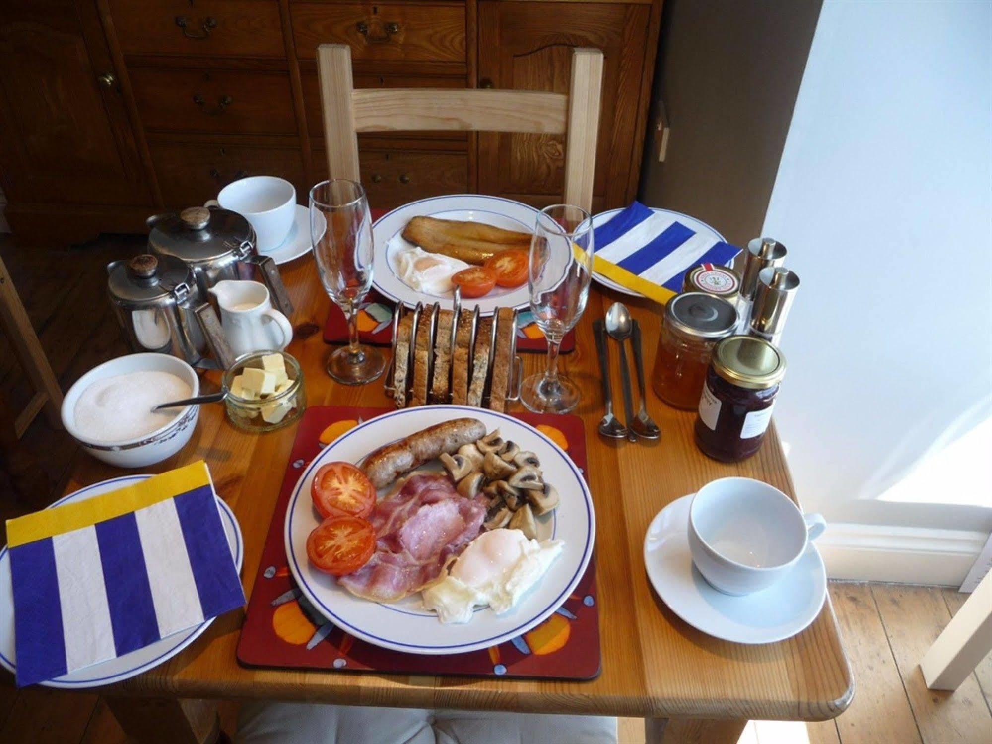 Farne Island Rooms Seahouses Bagian luar foto