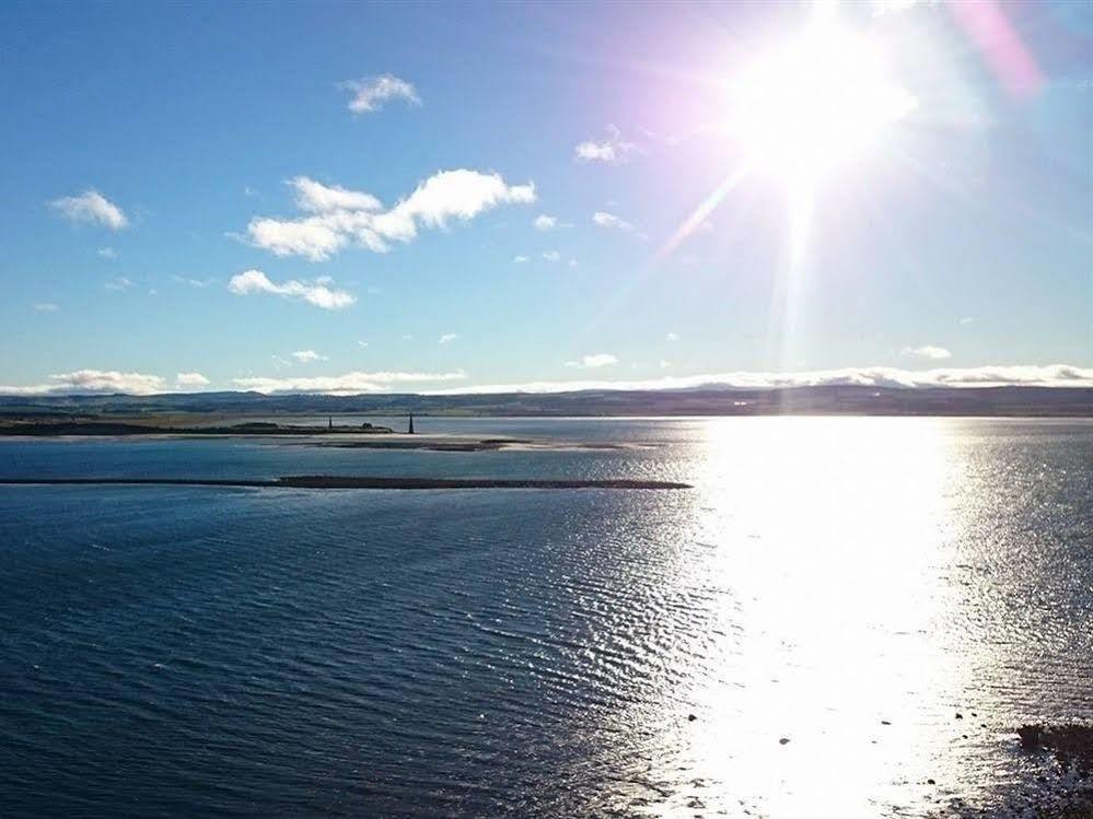 Farne Island Rooms Seahouses Bagian luar foto